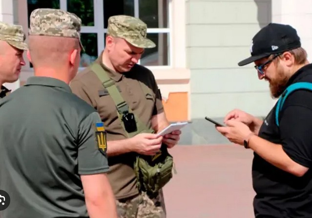 Міноборони замовило бодікамер Motorola для військових ТЦК ще на 291 млн