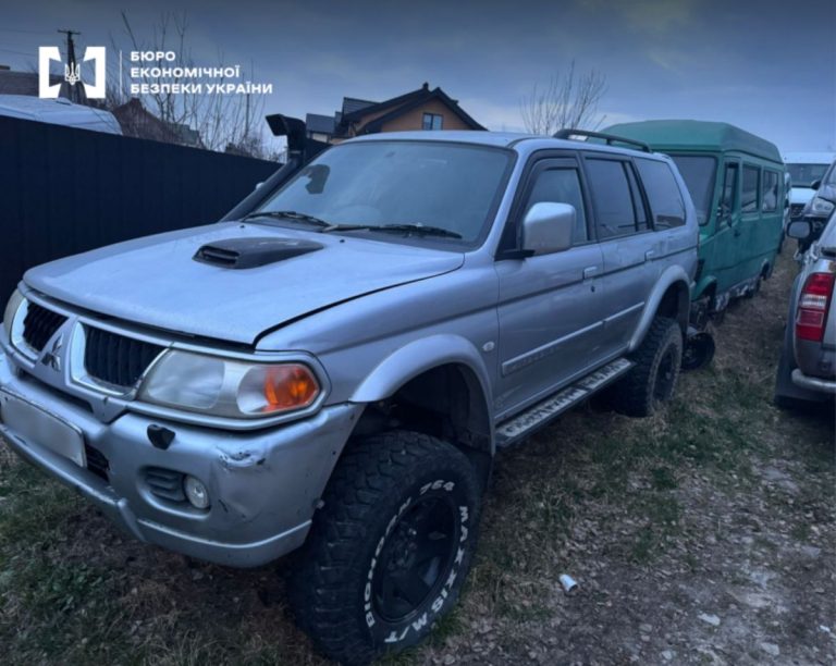 На Волині викрили схему заробітку на продажу авто, призначених для ЗСУ