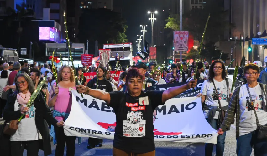 Cordão da Mentira homenageia vítimas dos Crimes de Maio em SP