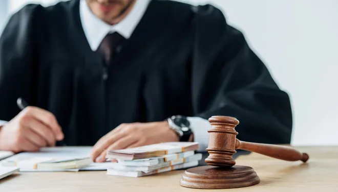 Голова суду Сергій Науменко потрапив під антикорупційний удар: САП хоче стягнути 6,8 млн за квартири в Києві