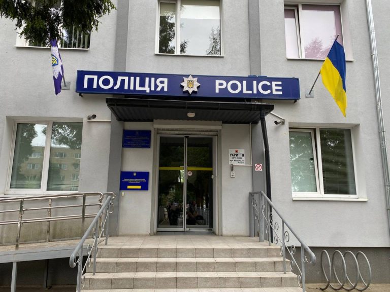 На Стрийщині поліцейські заробляли на водіях, вигадуючи порушення