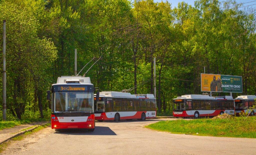 Поліція розслідує, як приватизували земельну ділянку із тролейбусною інфраструктурою під Луцьком