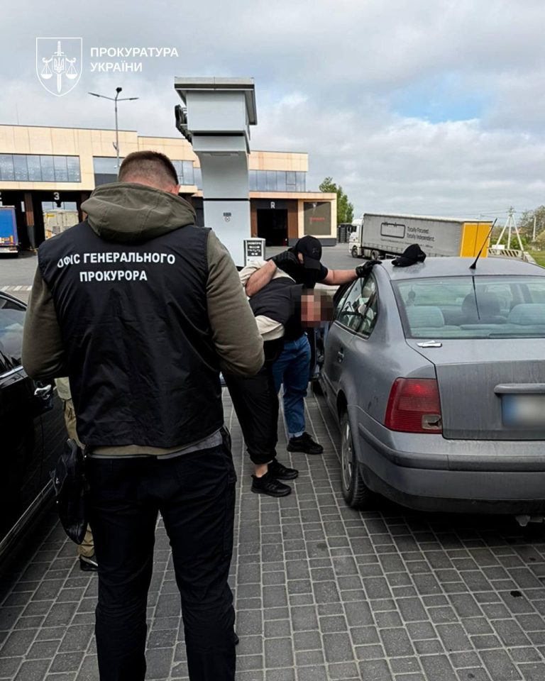 В Одесі затримали майора ЗСУ – начальника продовольчого складу одного з центрів забезпечення. 