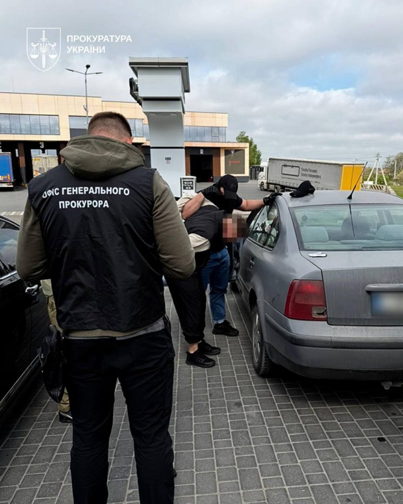 В Одесі затримали майора ЗСУ – начальника продовольчого складу одного з центрів забезпечення. 