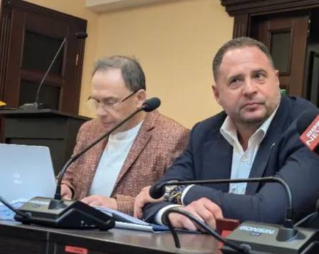 ВАКС оголосить рішення щодо запобіжного заходу Єрмаку завтра о 09:00 ранку. 