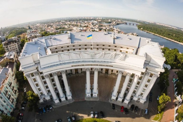 Здание МИД Украины получило незначительные повреждения во время атаки рф на Ки...
