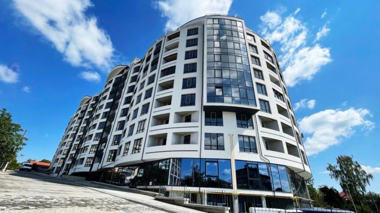 Кураторка комунальної власності Запоріжжя декларує квартиру в Трускавці та авто суттєво нижче ринкової вартості