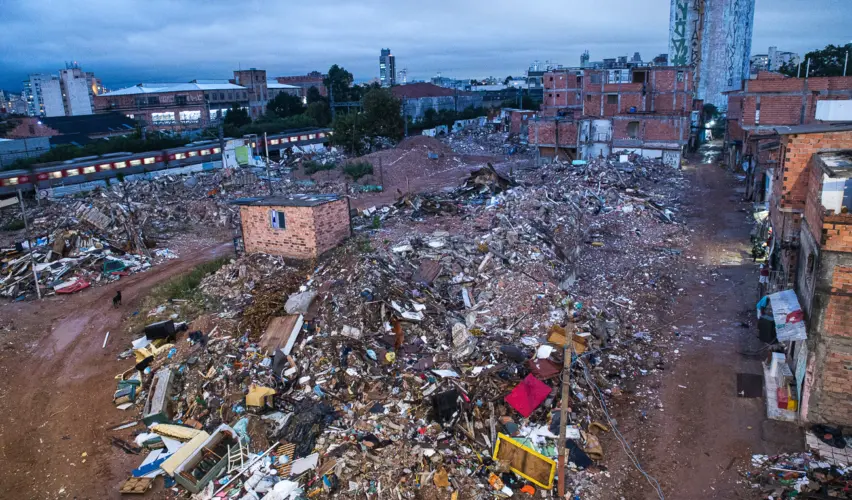 Moradores do Moinho ainda aguardam moradia definitiva