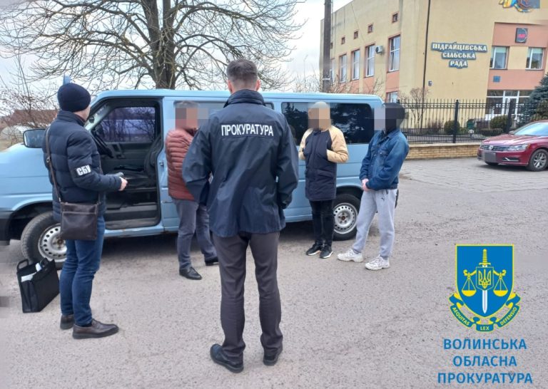 Посадовця з Волині, якого виправдали у справі про хабар, знову судять