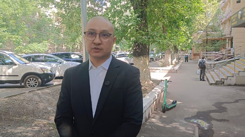 СРОЧНО: Главреда КазТАГ Амира Касенова увезли на скорой из СИЗО