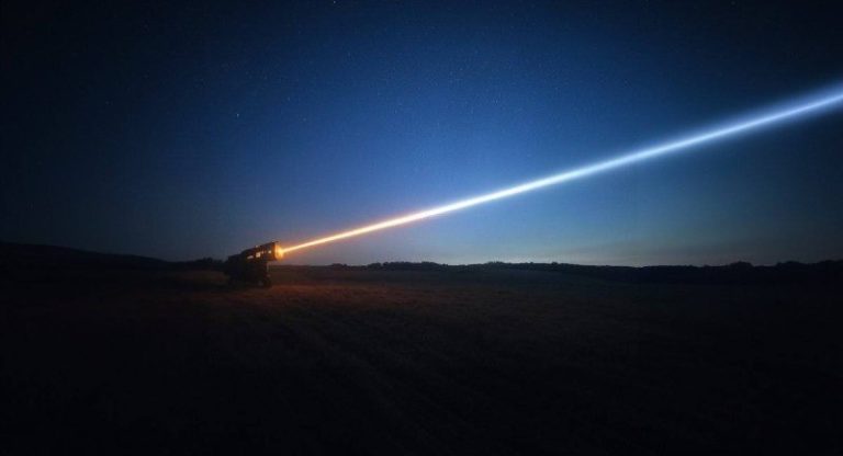 Через 2–3 месяца Украина получит лазерное оружие, которое будет сбивать дроны э...