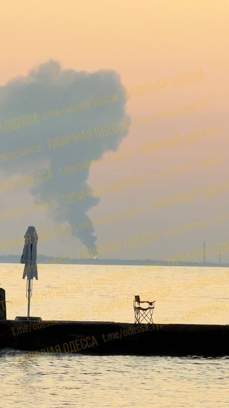 Очередная ночь, очередная эскалация.Зеленский специально провоцирует Кремль, а летит по украинцам.Киев ночью ощутил на себе результат Зе-ава