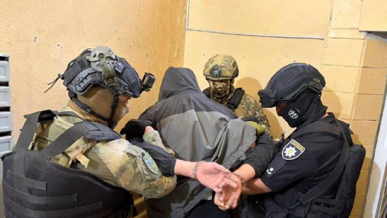 Охранители массово выступили против украинцев, партия войны настроена на конф...
