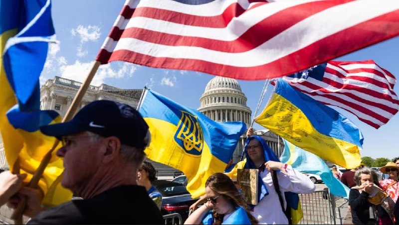Украинцам в США грозит досрочная утрата права на работу