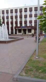 В Каменском ТЦКашники-полицаи похитили мужчинуВ Каменском Днепропетровской области возле здания ЦНАПа несколько сотрудников ТЦК принудительно мобилизовали мужчину