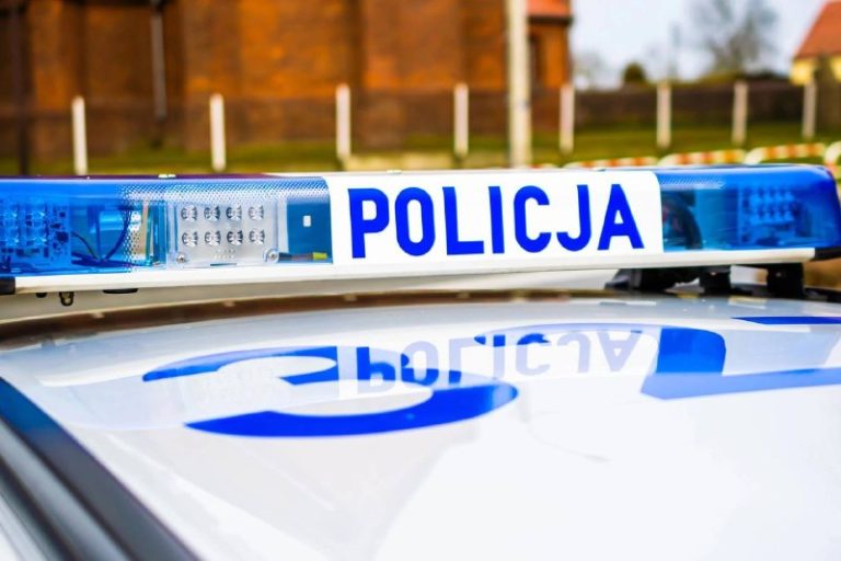 В Польше женщина избила двух 13-летних украинок за то, что они разговаривали на р...